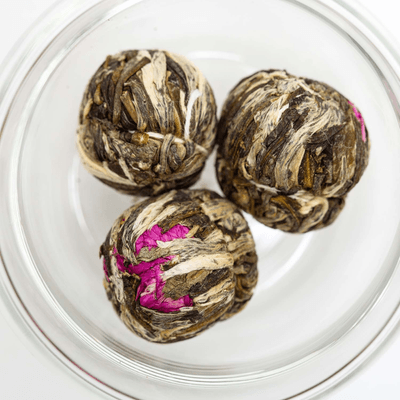 Flowering-tea-lirio-2