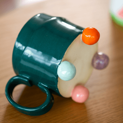 caneca-bolinhas-coloridas--1-
