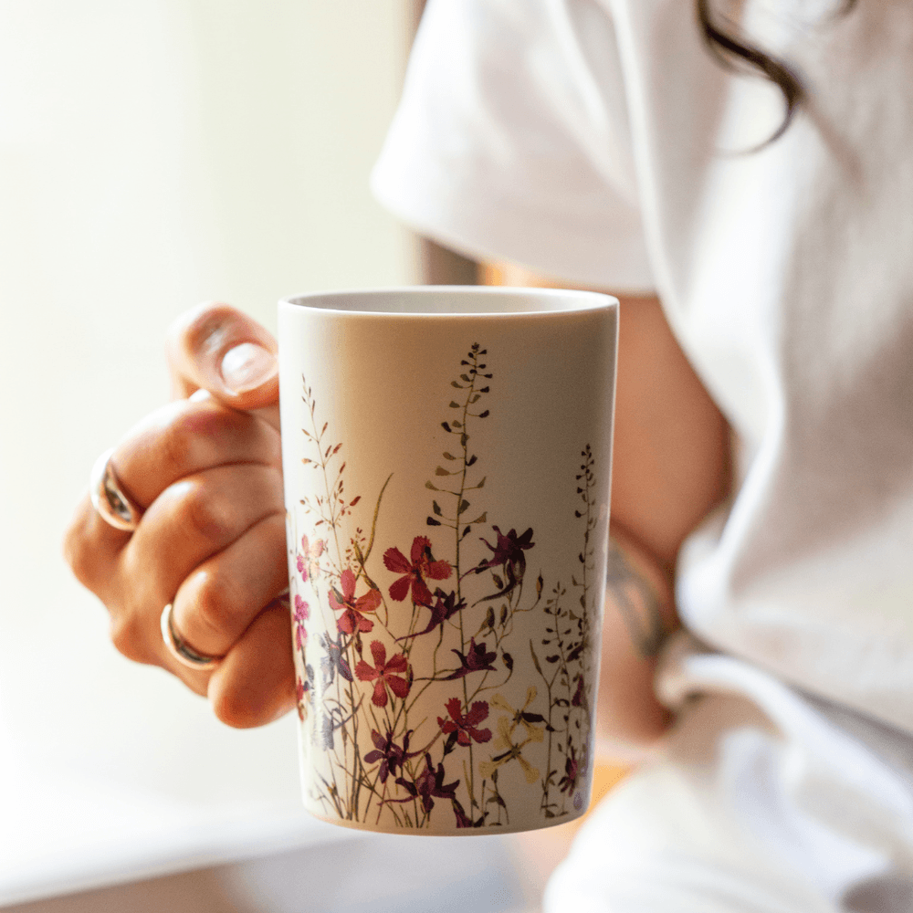 Caneca-de-Ceramica-Mena-300ml-Lirio-Rosa-1